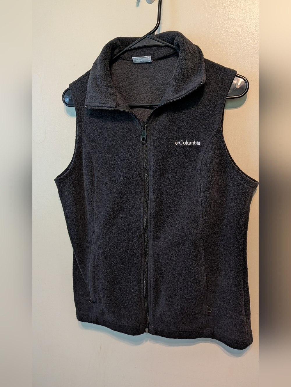Columbia Black Full-Zip Fleece Vest